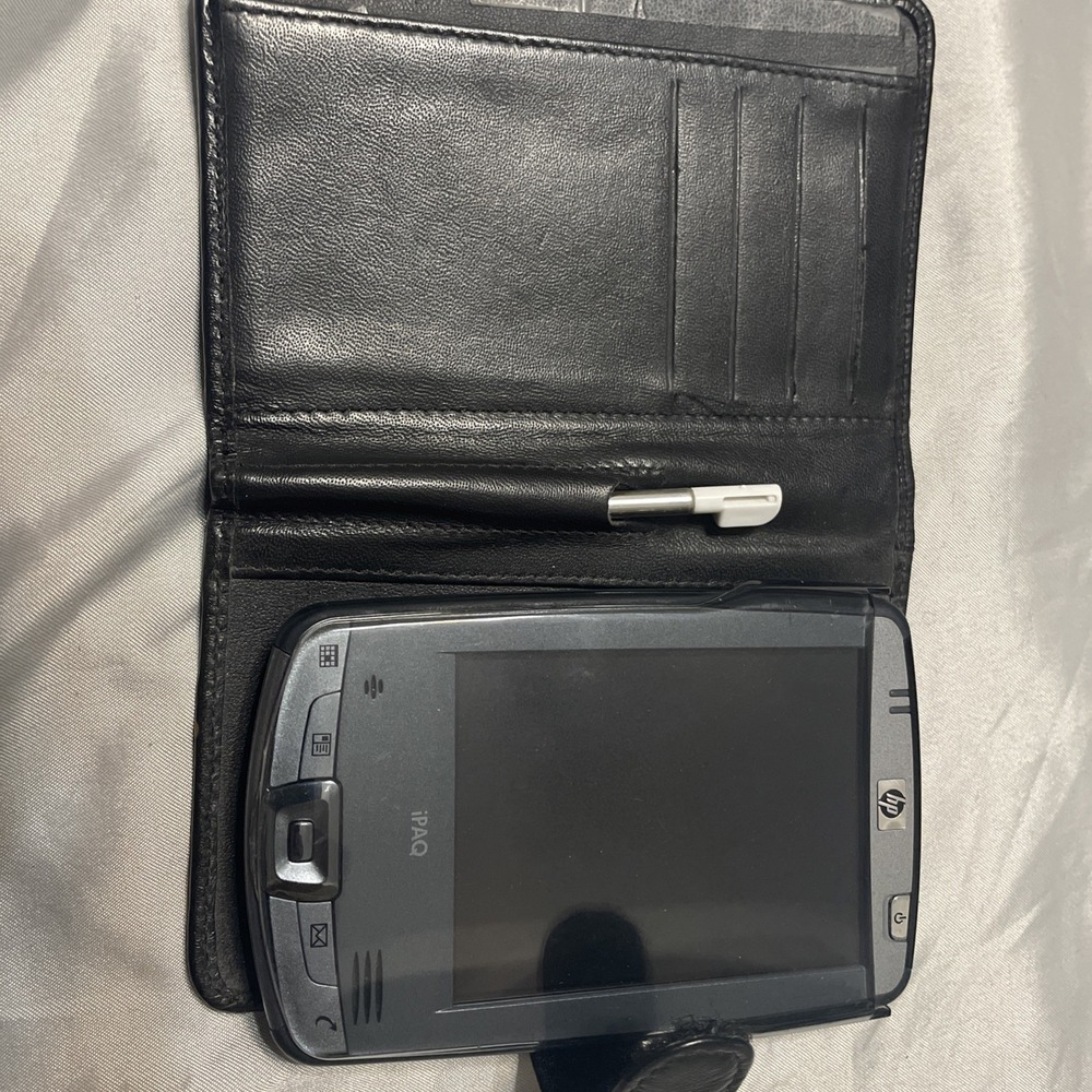 HP iPAQ Windows Mobile PDA Untested With Case